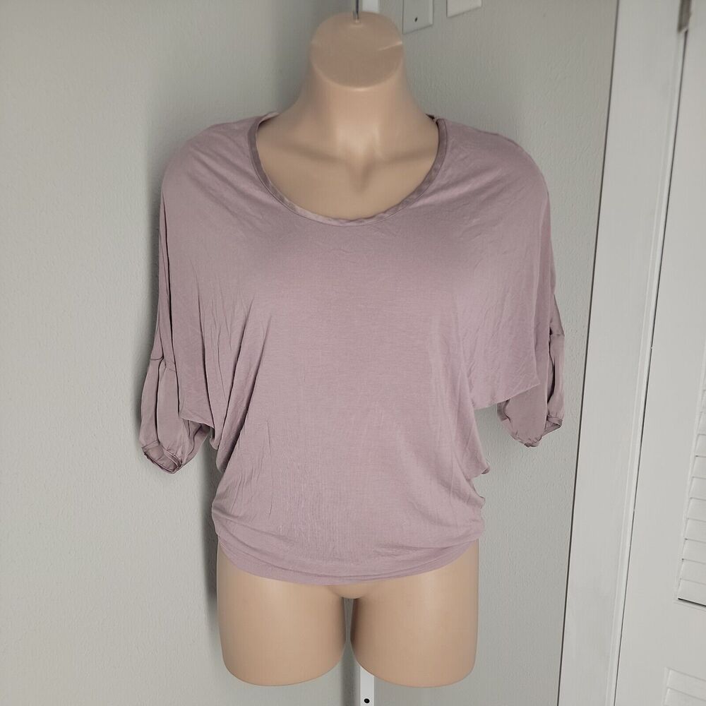 Street Wear Blouse T-Shirt ~ Sz M ~ Purple ~  3/4 Sleeve